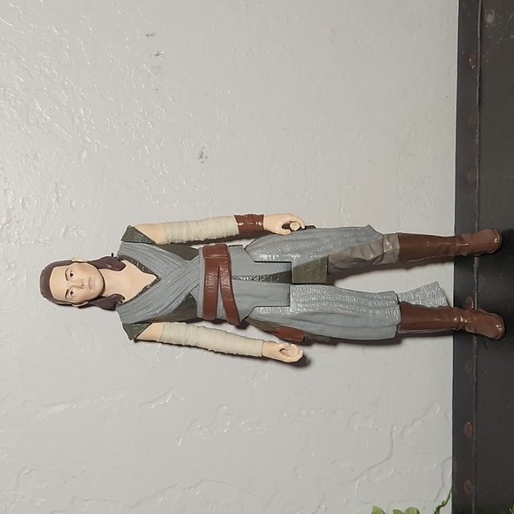 STAR WARS The Last Jedi Rey Training Action Figure - Picture 1 of 10